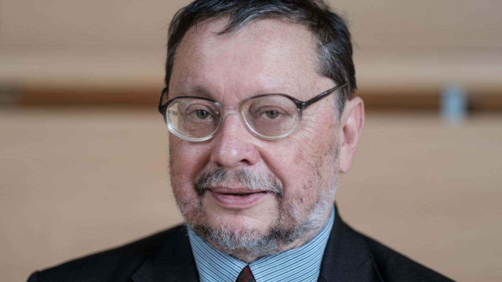 prof. Roman Kubicki