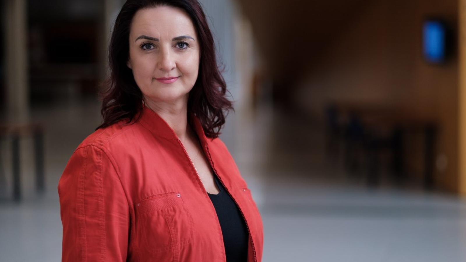 Prof. Beata Halicka