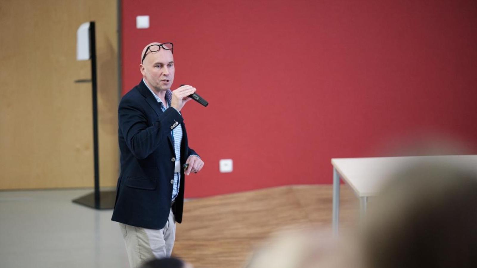 Prof. Karol Kacprzak